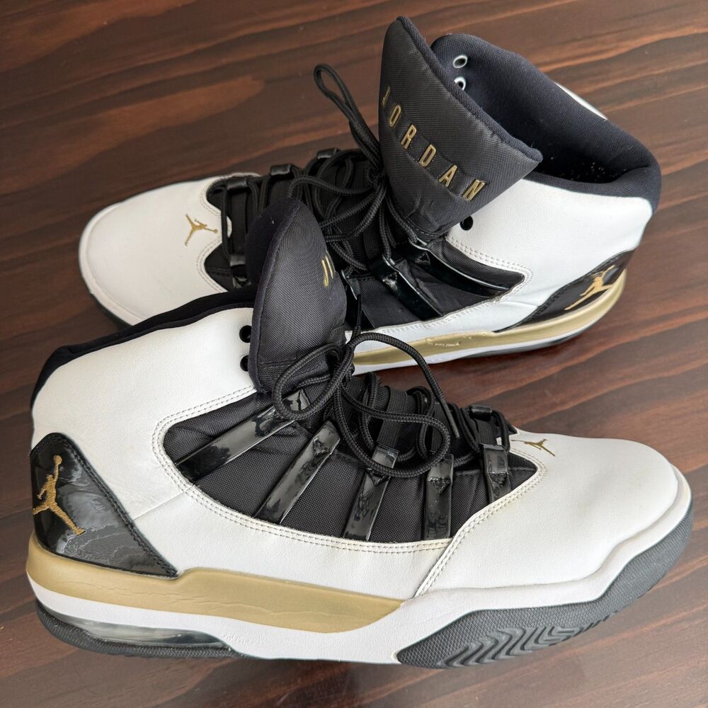 Size 13 - Nike Air Jordan Max Aura White Black Gold AQ9084-107 Men's Shoes